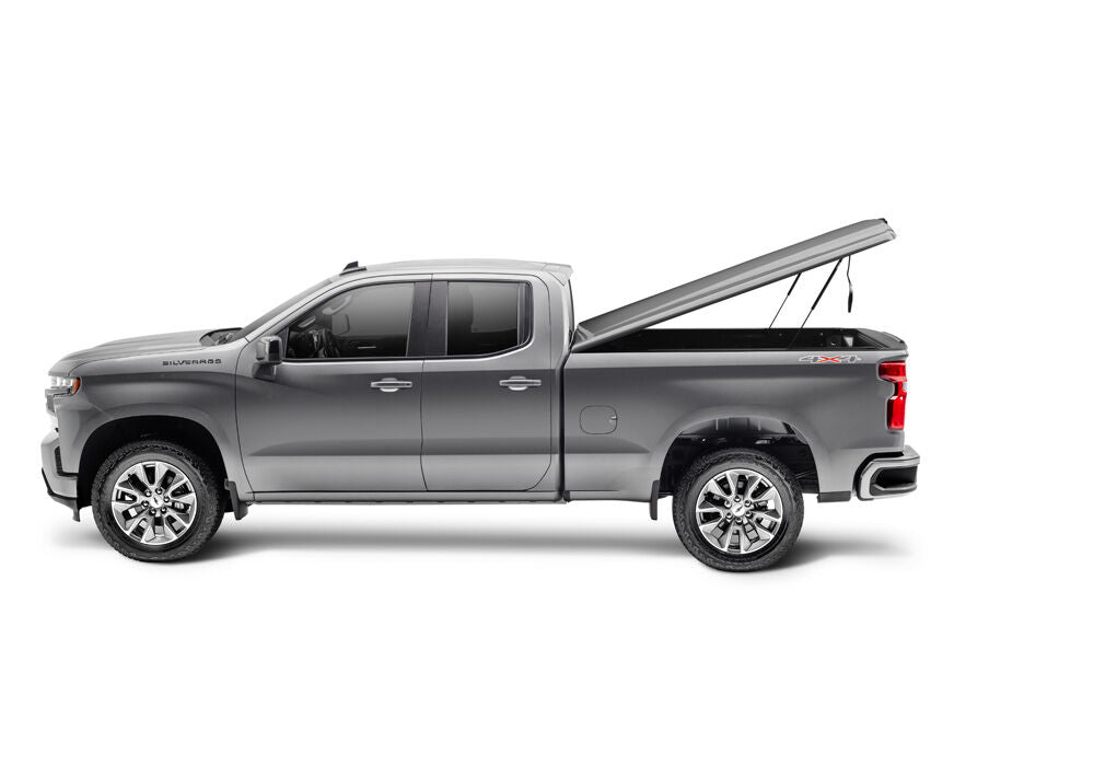 Elite LX 22 Silverado 6'7" w/ Multi-Flex Tailgate - G1W